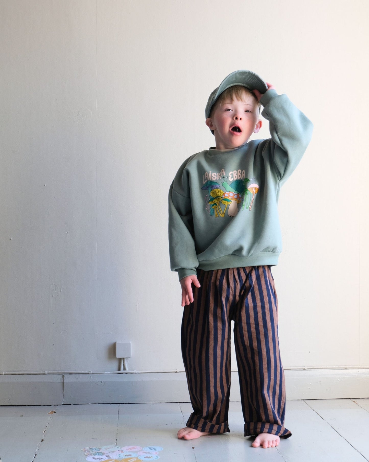 BEBE CHUNKY SWEATSHIRT